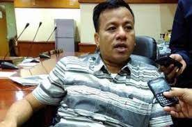 Bantah Tudingan Ikut Utak-Atik AKD Kuansing, Suhardiman Amby: Itu Urusan Internal Mereka 